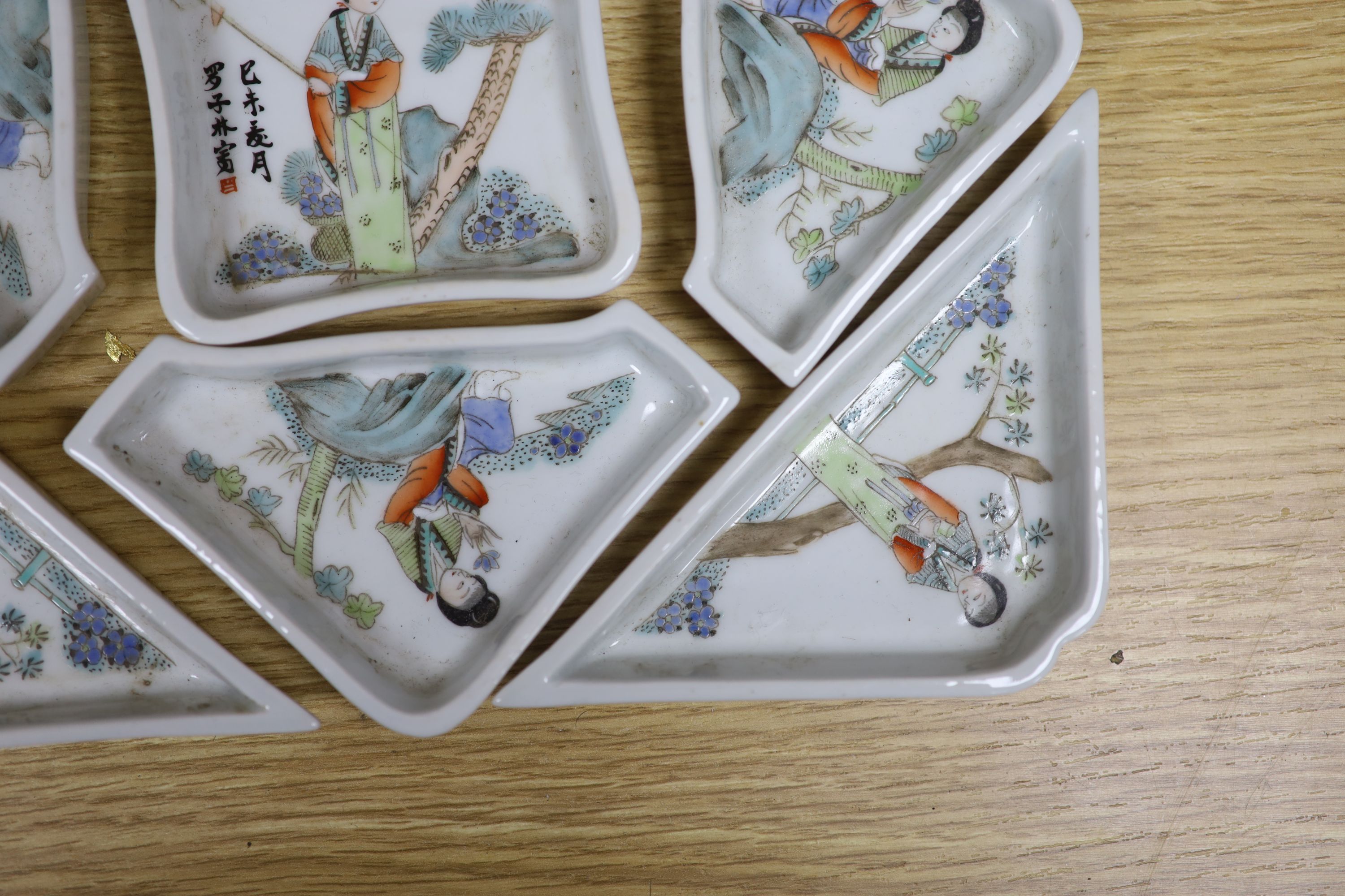 A Chinese famille rose nine piece supper set